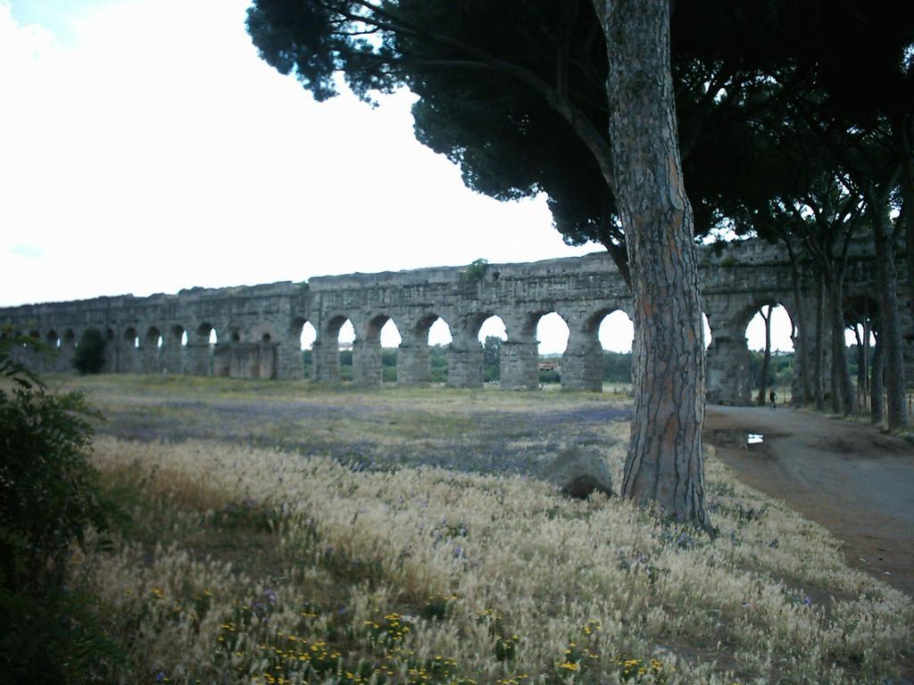 Bella Roma Domus Exterior foto